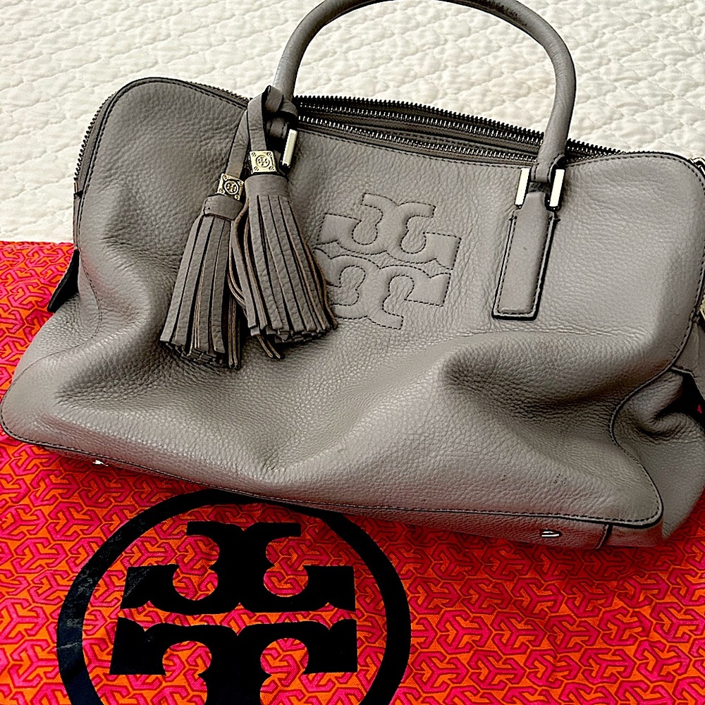 COPY - Tory Burch grey color purse medium size